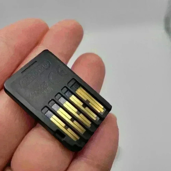 Pokemon: Let's Go, Pikachu! (Switch, 2018) With Game , Authentic Steel book - Picture 5 of 10